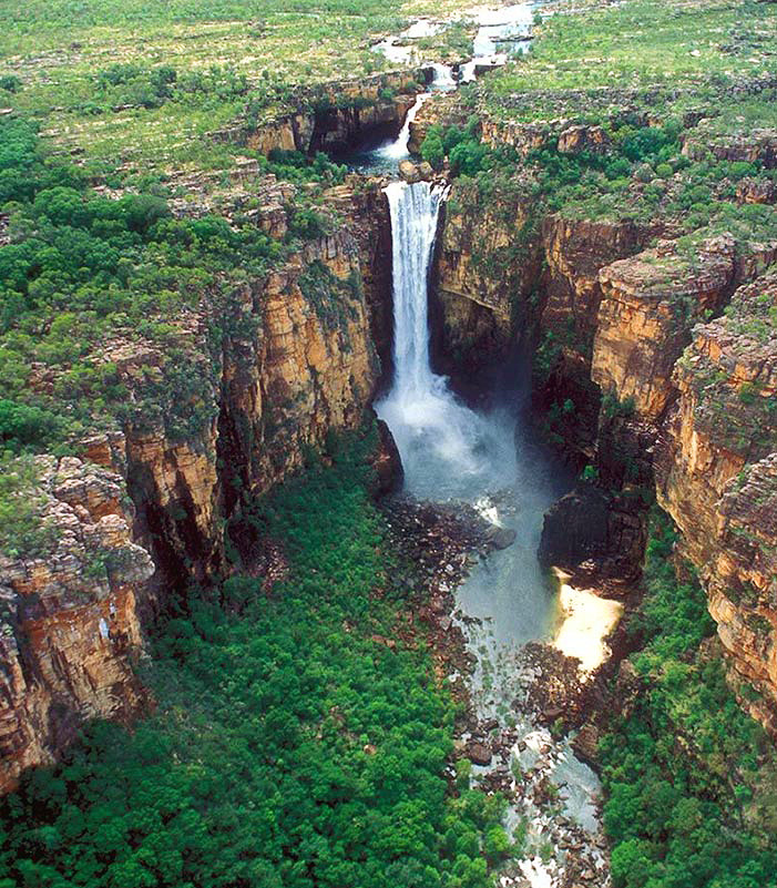 chutes d'eau australie Jim Jim Falls 