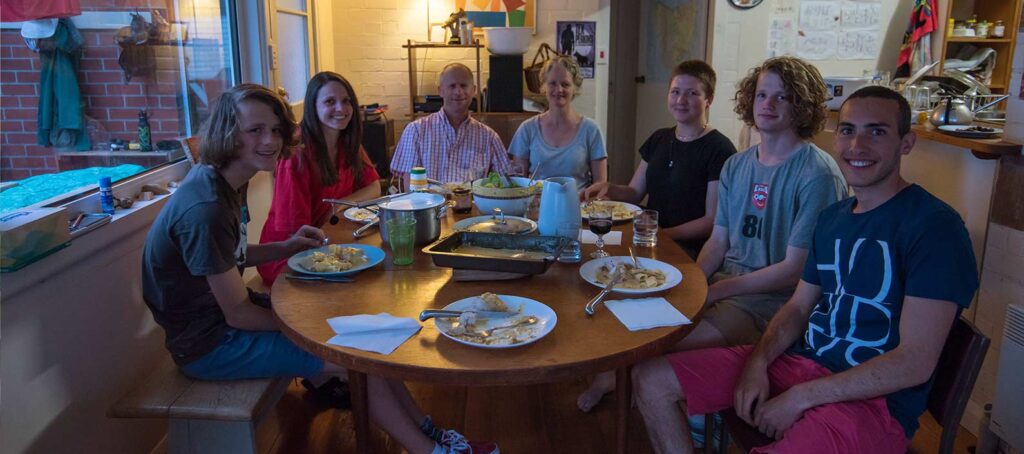 Repas avec notre famille helpx de Tasmanie